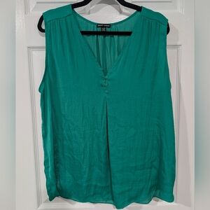 Hilary Radley Green V-Neck Sleeveless Blouse in Size XL (Extra Large)